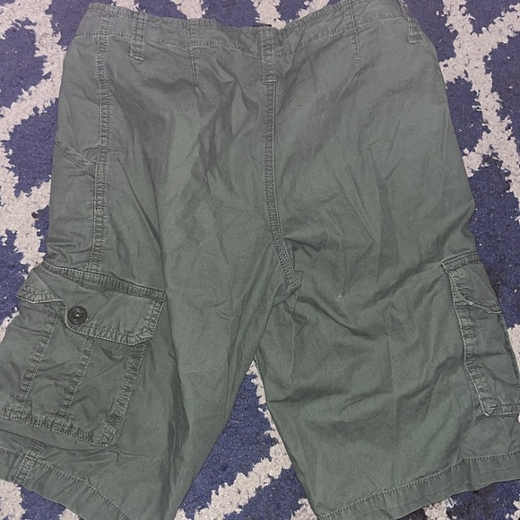 George youth army green shorts size 14 - Picture 2 of 3